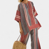 Комбинезон Oversize Daisy от ленен материал с ивици в червен коралов и сив цвят, модерен и удобен стил