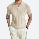 Поло риза – Еластична смес с V-образно деколте и гъвкава форма