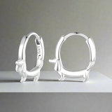 Обеците с форма на дакел от 925 сребро