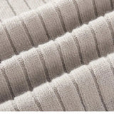 Себастиану | Висока яка, изработена от устойчив материал