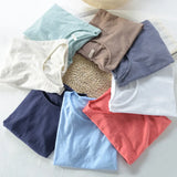 Тениска с V-образно деколте – Лека смес и дишаща кройка