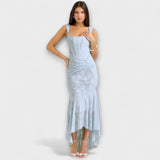 Дълга рокля с елегантен и изискан корсет