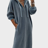 Ерика – Елегантна плетена вълнена рокля с качулка